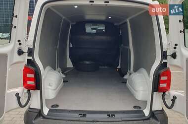 Грузовой фургон Volkswagen Transporter 2017 в 