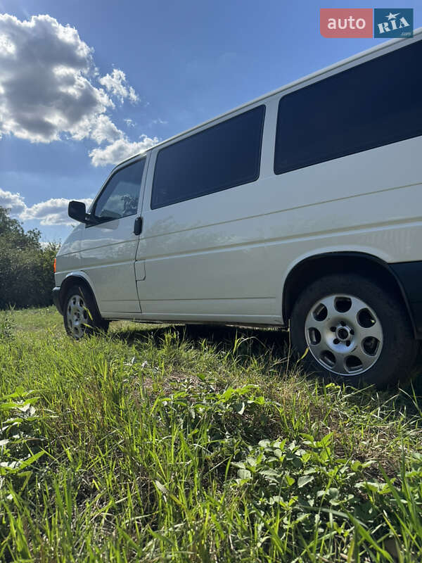 Минивэн Volkswagen Transporter 2001 в Киеве