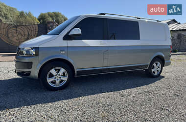 Минивэн Volkswagen Transporter 2014 в 