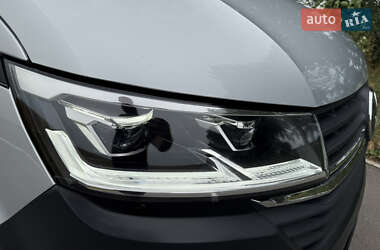 Грузовой фургон Volkswagen Transporter 2021 в 
