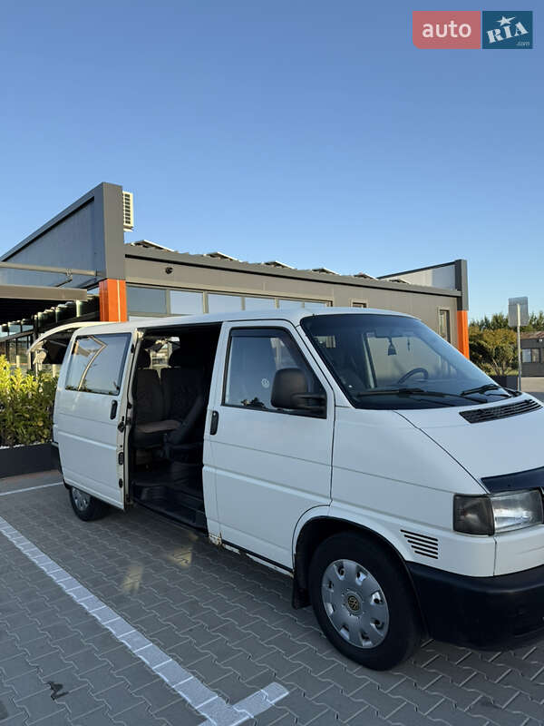 Минивэн Volkswagen Transporter 2001 в Виннице