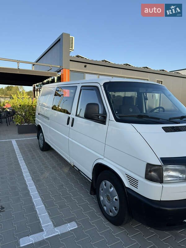 Минивэн Volkswagen Transporter 2001 в Виннице
