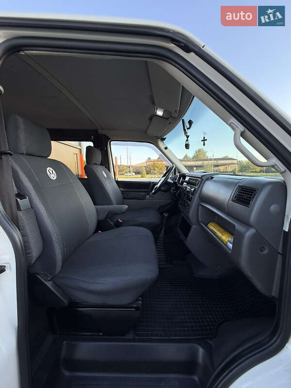 Минивэн Volkswagen Transporter 2001 в Виннице