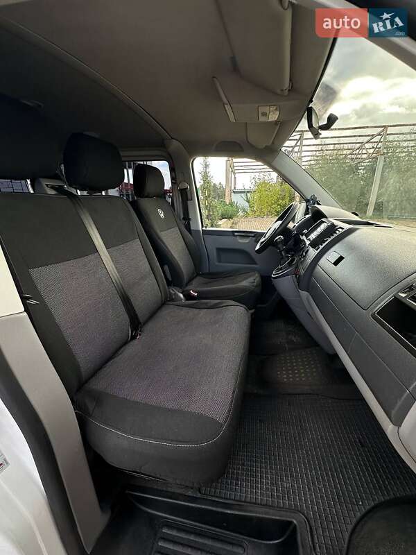 Минивэн Volkswagen Transporter 2008 в Киеве