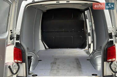 Грузовой фургон Volkswagen Transporter 2021 в 