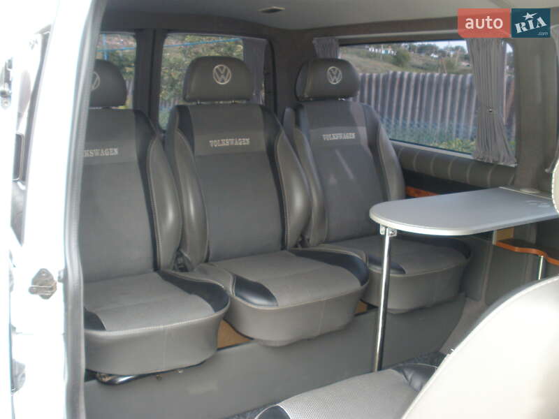 Минивэн Volkswagen Transporter 2006 в Березнеговатом