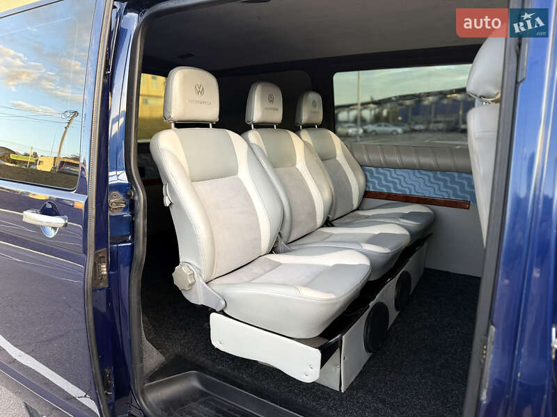 Минивэн Volkswagen Transporter 2005 в Виннице