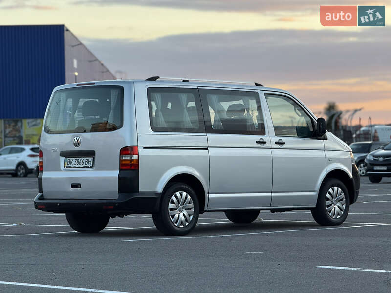 Минивэн Volkswagen Transporter 2008 в Виннице