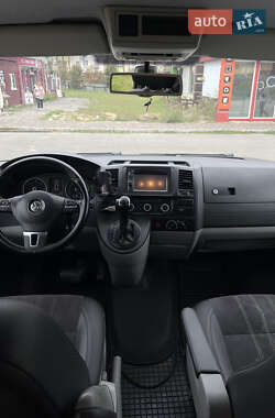 Минивэн Volkswagen Transporter 2014 в 