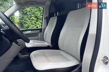 Грузовой фургон Volkswagen Transporter 2016 в 