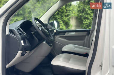 Грузовой фургон Volkswagen Transporter 2016 в 