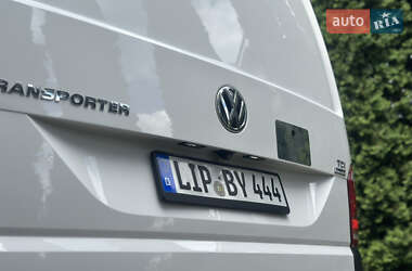 Грузовой фургон Volkswagen Transporter 2016 в 