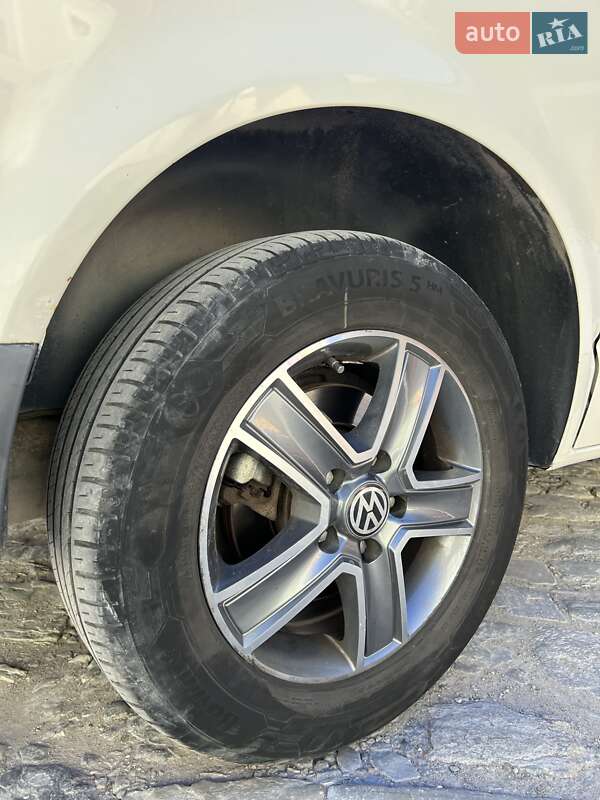 Минивэн Volkswagen Transporter 2007 в Каменец-Подольском