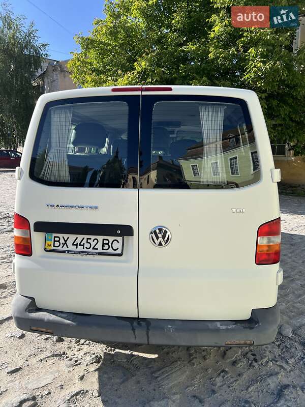 Минивэн Volkswagen Transporter 2007 в Каменец-Подольском