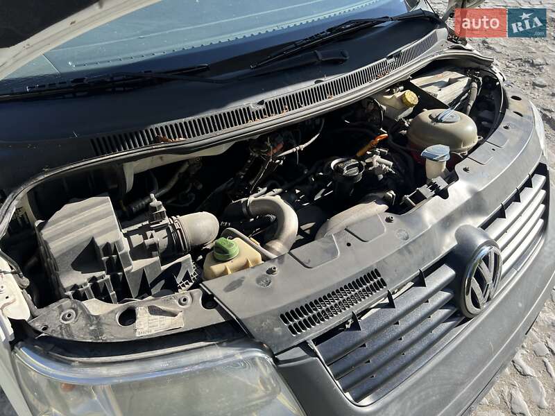 Минивэн Volkswagen Transporter 2007 в Каменец-Подольском