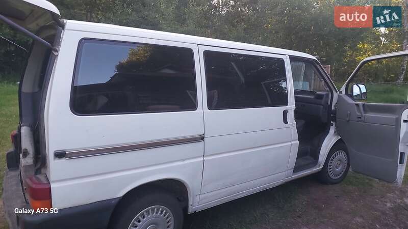 Минивэн Volkswagen Transporter 2001 в 