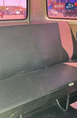Грузопассажирский фургон Volkswagen Transporter 1986 в 