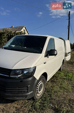 Грузовой фургон Volkswagen Transporter 2015 в 