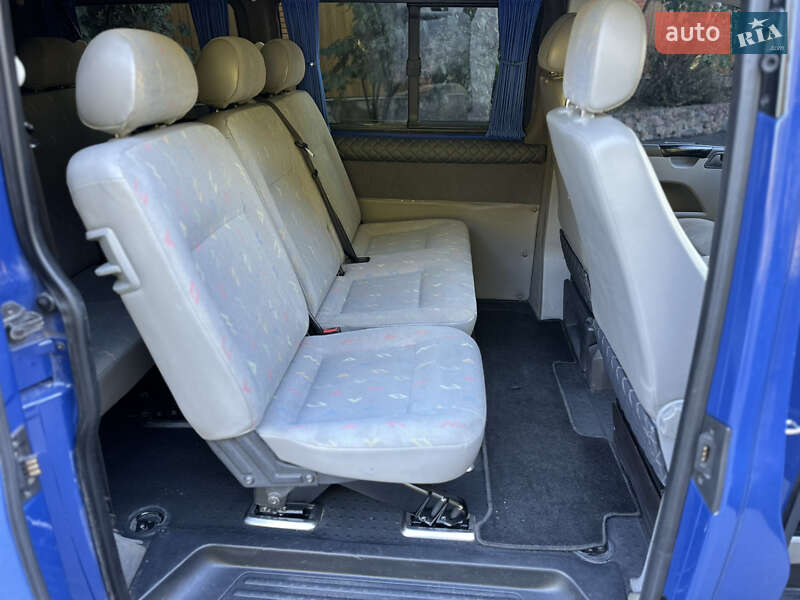 Минивэн Volkswagen Transporter 2005 в Виннице