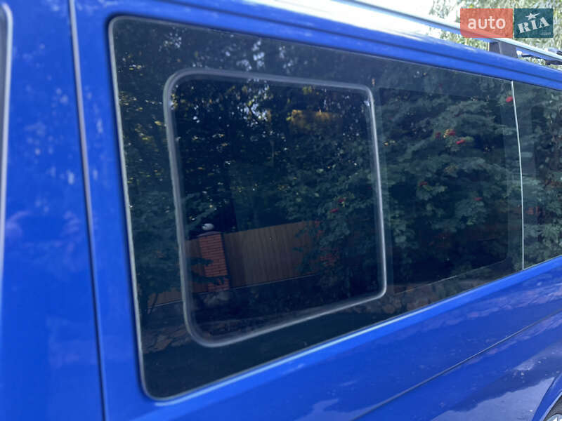Минивэн Volkswagen Transporter 2005 в Виннице