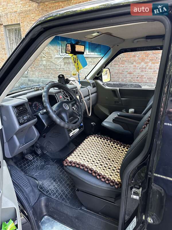 Минивэн Volkswagen Transporter 2000 в Василькове