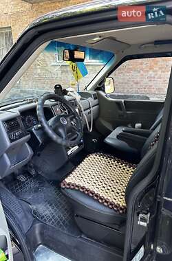 Минивэн Volkswagen Transporter 2000 в 