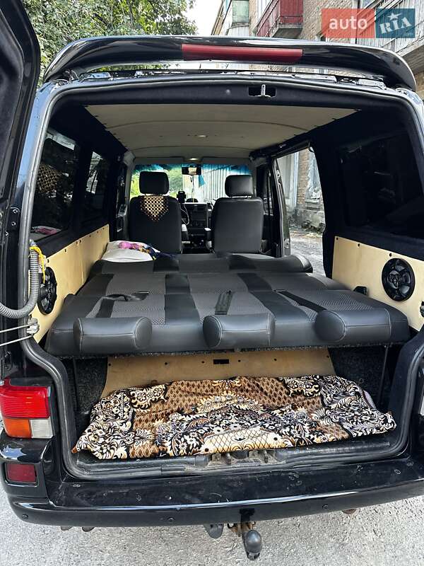 Минивэн Volkswagen Transporter 2000 в Василькове