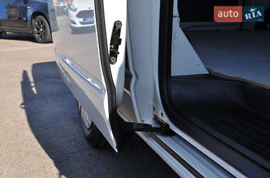 Грузовой фургон Volkswagen Transporter 2021 в 