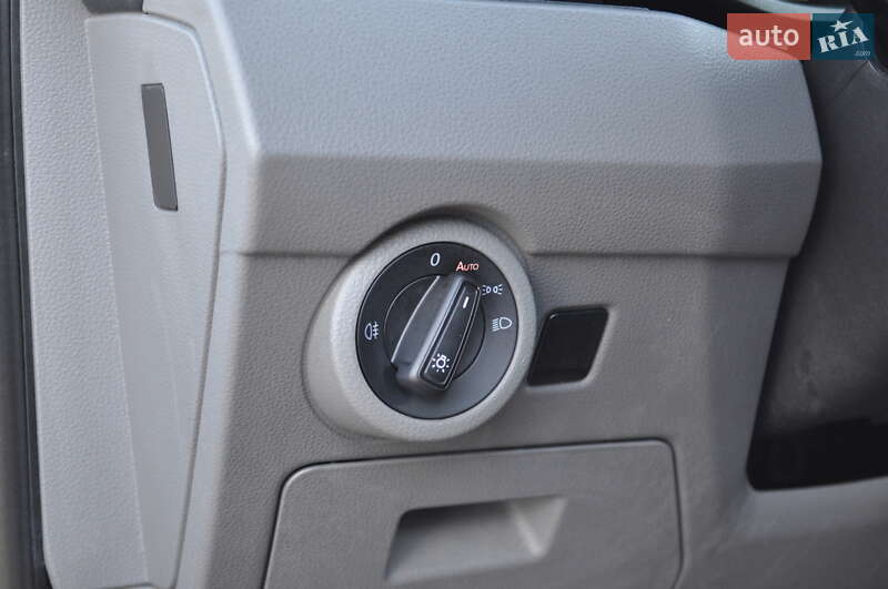 Грузовой фургон Volkswagen Transporter 2021 в Киеве