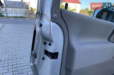 Минивэн Volkswagen Transporter 2002 в 