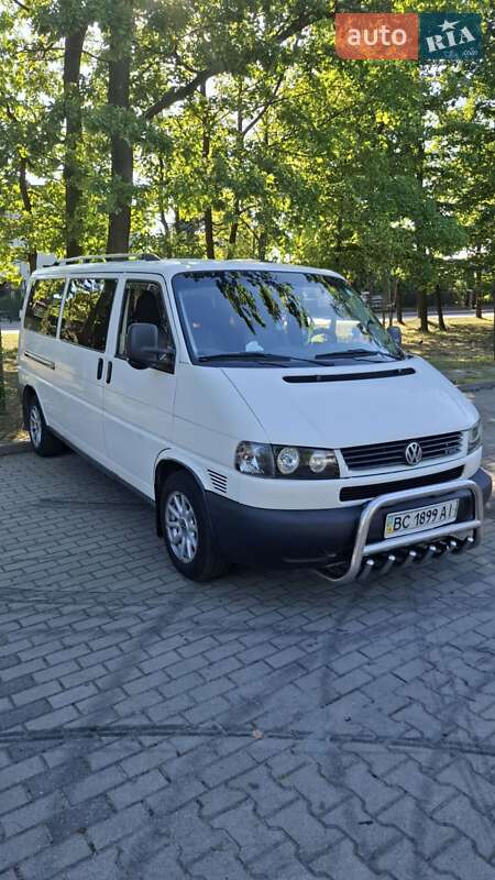 Минивэн Volkswagen Transporter 2000 в 