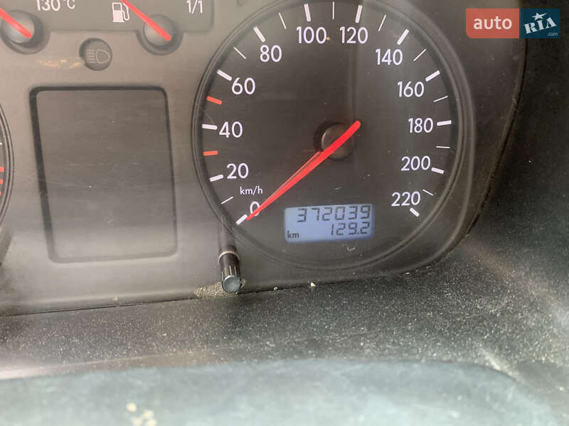 Минивэн Volkswagen Transporter 2000 в Броварах