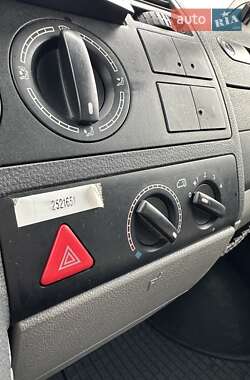 Минивэн Volkswagen Transporter 2006 в 