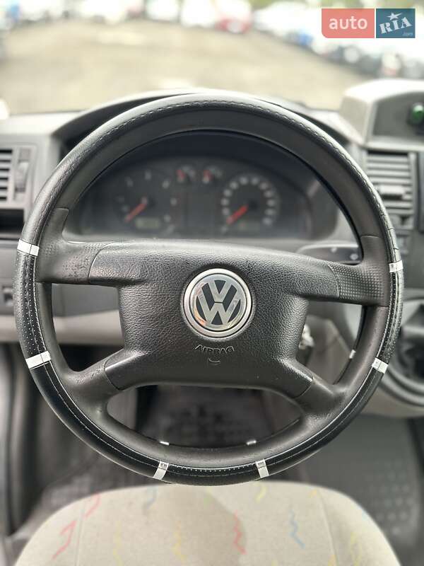 Минивэн Volkswagen Transporter 2006 в Белогородке