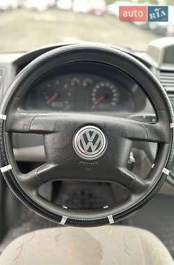 Минивэн Volkswagen Transporter 2006 в 