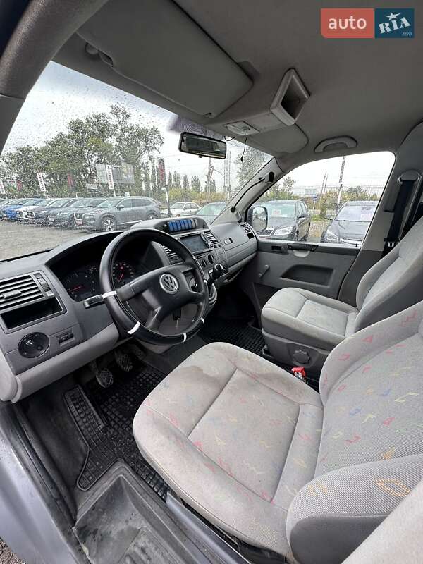 Минивэн Volkswagen Transporter 2006 в Белогородке