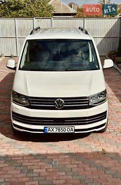 Минивэн Volkswagen Transporter 2018 в 