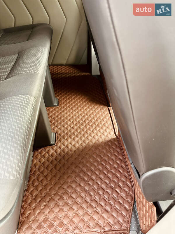 Минивэн Volkswagen Transporter 2018 в Лозовой