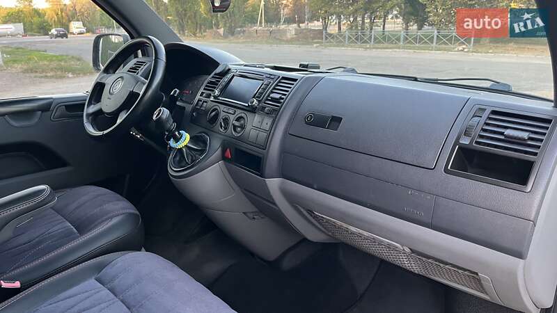 Минивэн Volkswagen Transporter 2008 в Николаеве