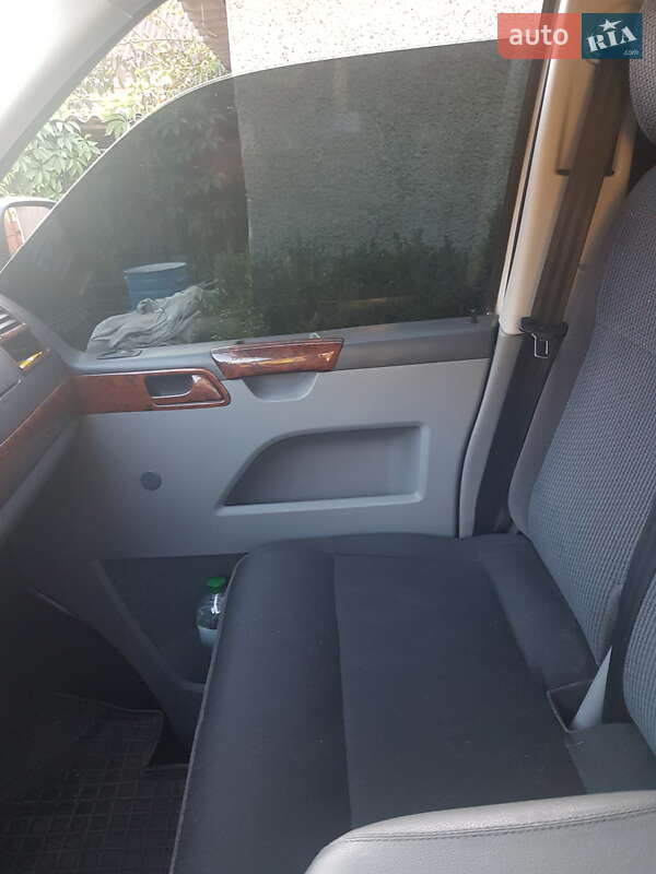 Минивэн Volkswagen Transporter 2006 в Чернигове