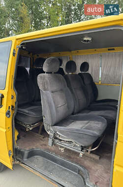 Минивэн Volkswagen Transporter 1998 в 