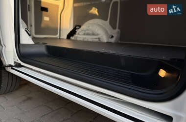 Грузовой фургон Volkswagen Transporter 2019 в 