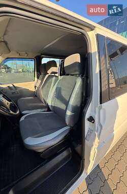 Грузопассажирский фургон Volkswagen Transporter 2002 в 