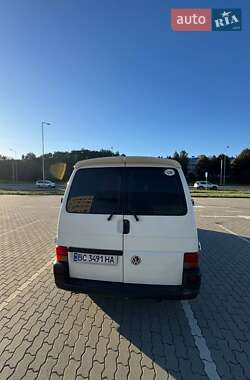 Грузопассажирский фургон Volkswagen Transporter 2002 в 