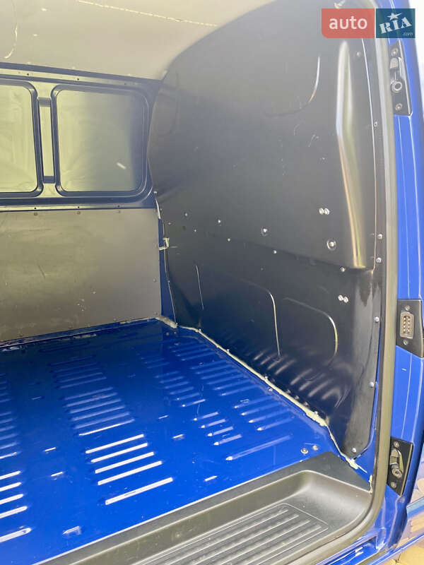 Грузовой фургон Volkswagen Transporter 2021 в Киеве