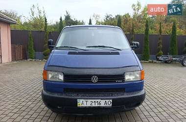 Минивэн Volkswagen Transporter 2000 в 