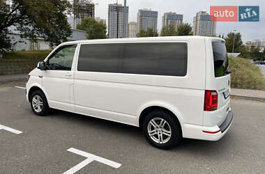 Минивэн Volkswagen Transporter 2016 в 