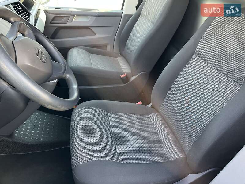 Грузовой фургон Volkswagen Transporter 2020 в Золочеве