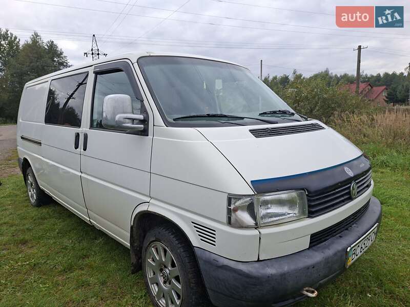 Минивэн Volkswagen Transporter 2001 в Мостиске