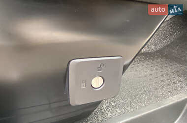Грузовой фургон Volkswagen Transporter 2021 в 